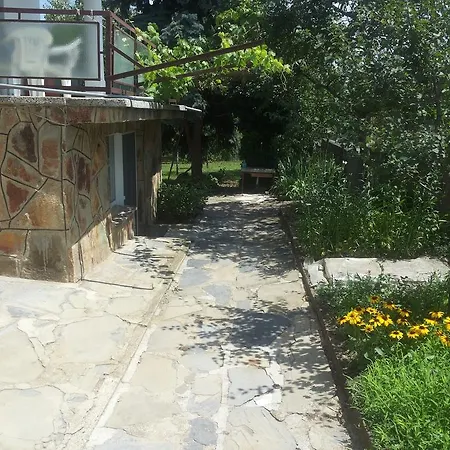 Nadejda Guest house Pavel Banya